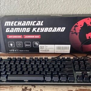 Mechanical Gaming Keyboard - Black